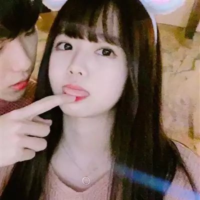 好看的不易撞双人情侣头像图片精选-两个人真人头像_4