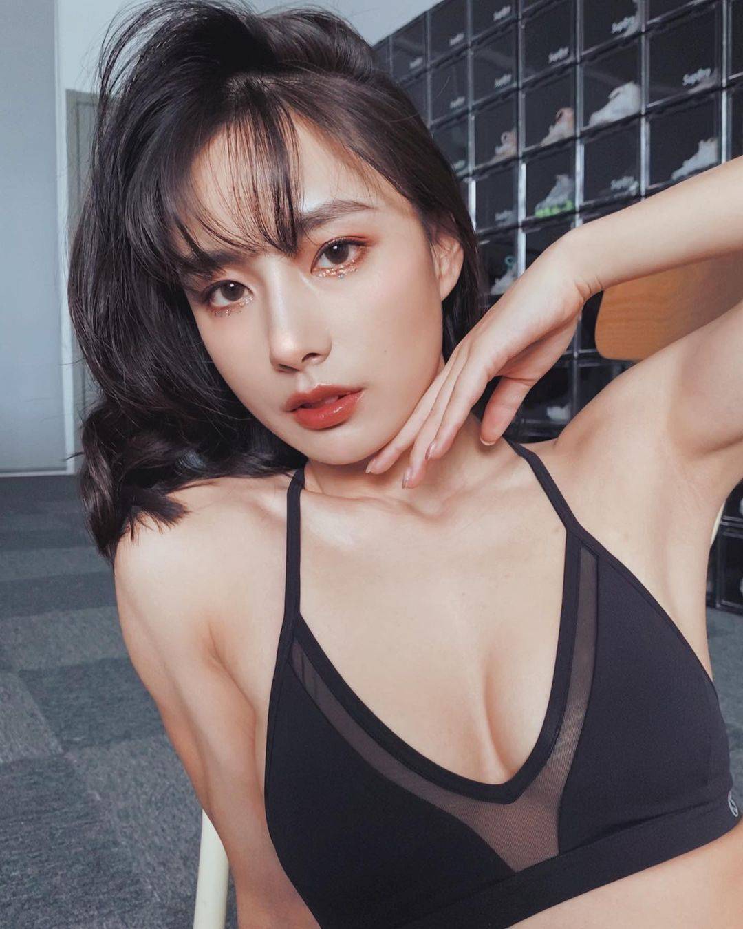 网红陈暖央健身照片图片精选-健身婊_3