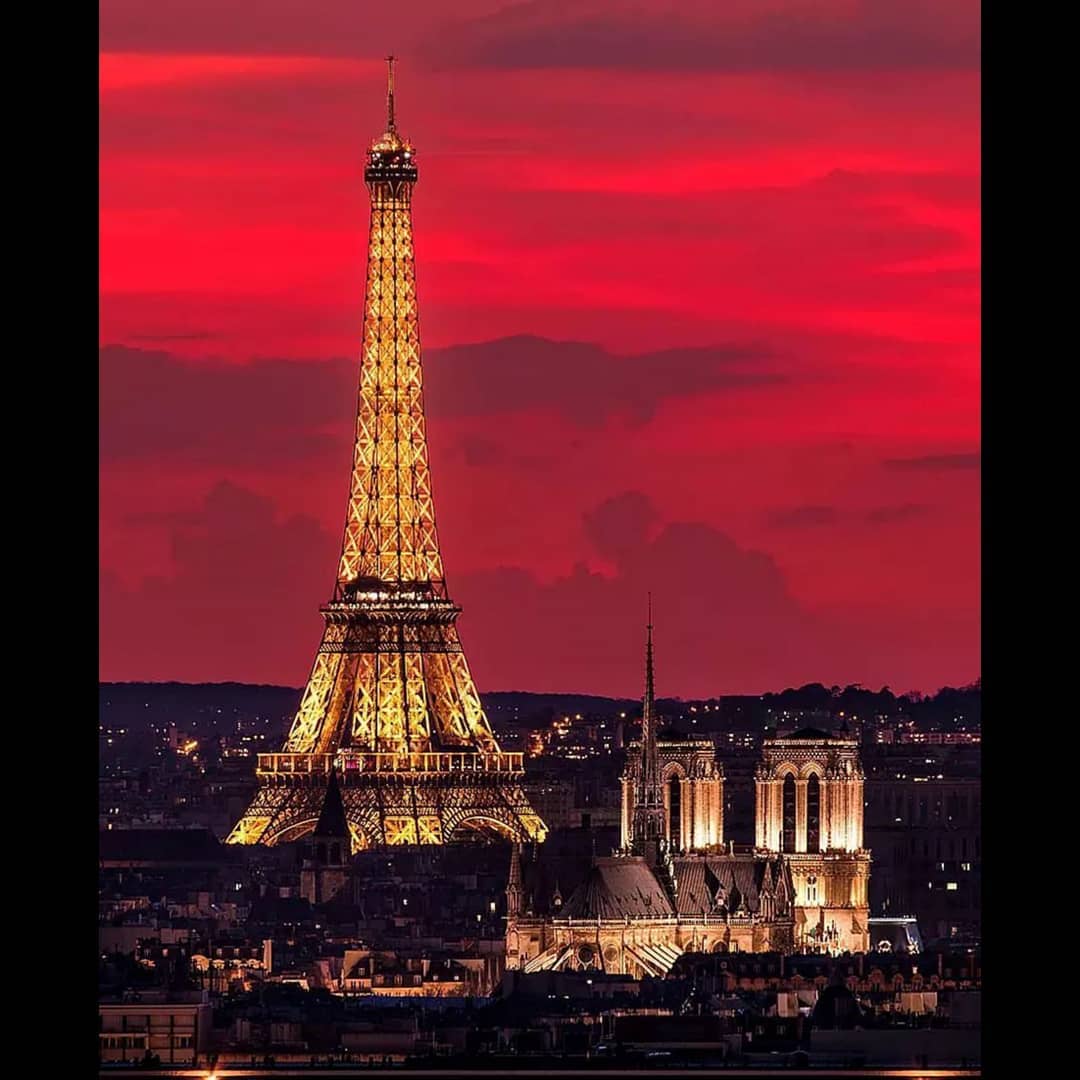 法国巴黎埃菲尔铁塔唯美图片_3