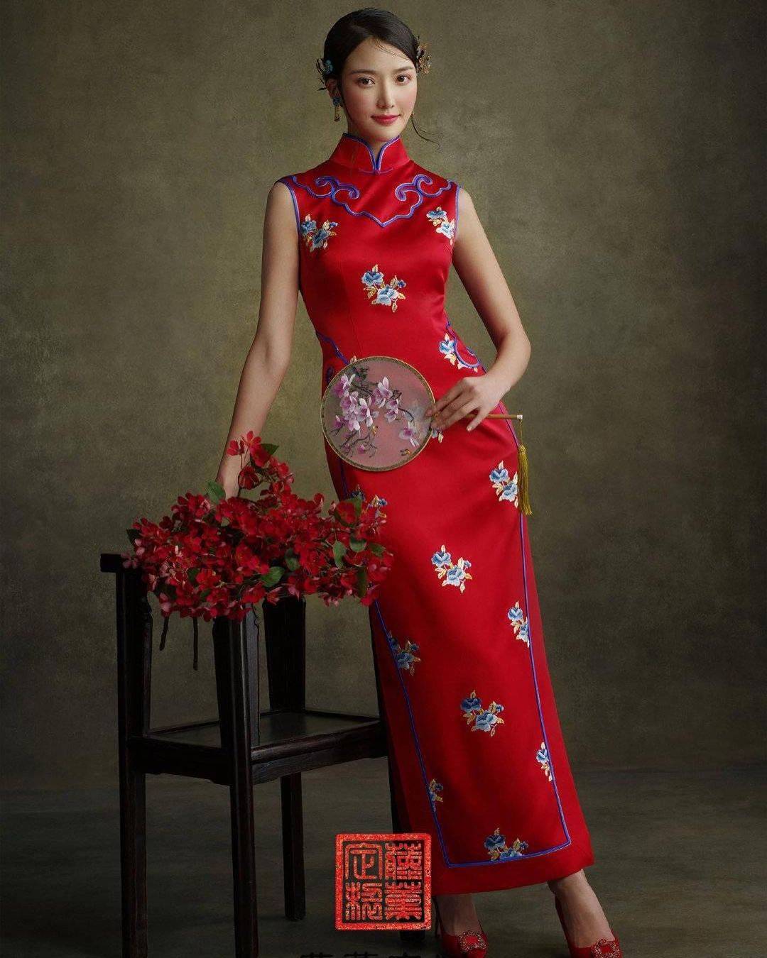 服装拍摄-某品牌旗袍礼服-中国风-新文人画摄影（第二弹）|摄影|人像|创工场摄影 - 原创作品 - 站酷 (ZCOOL)