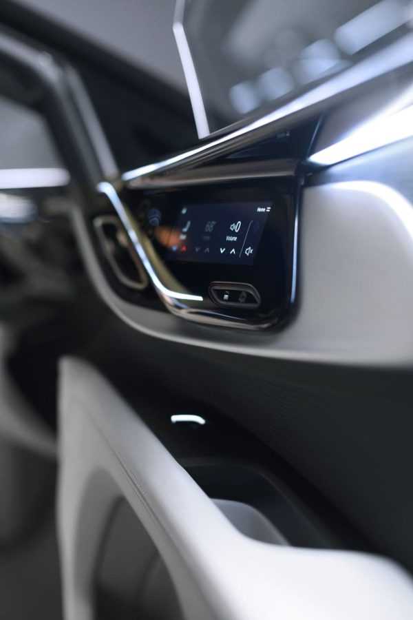 賈躍亭法拉第ff91真車圖片-內(nèi)飾圖片_6