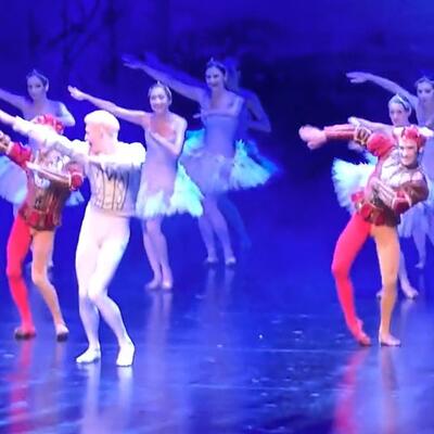 俄罗斯芭蕾舞团在东北跳科目三