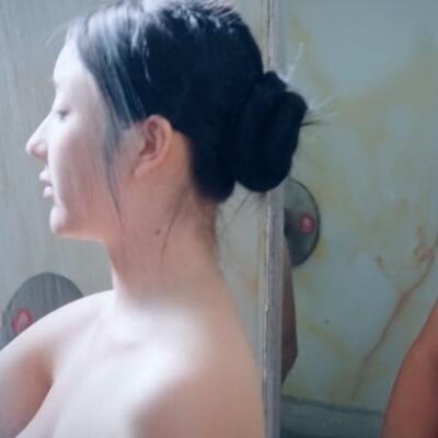 浴室里面的小姐都很漂亮吗？宋晓峰马丽带你了解探店女澡堂！