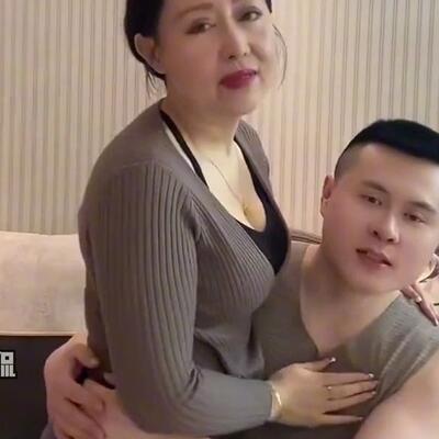 阿姨我不想奮斗了,專約老阿姨精神小伙返場是真的嗎?